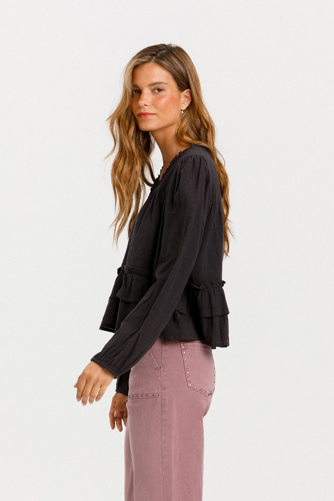BLUSA DETALLE DOBLE VOLANTE