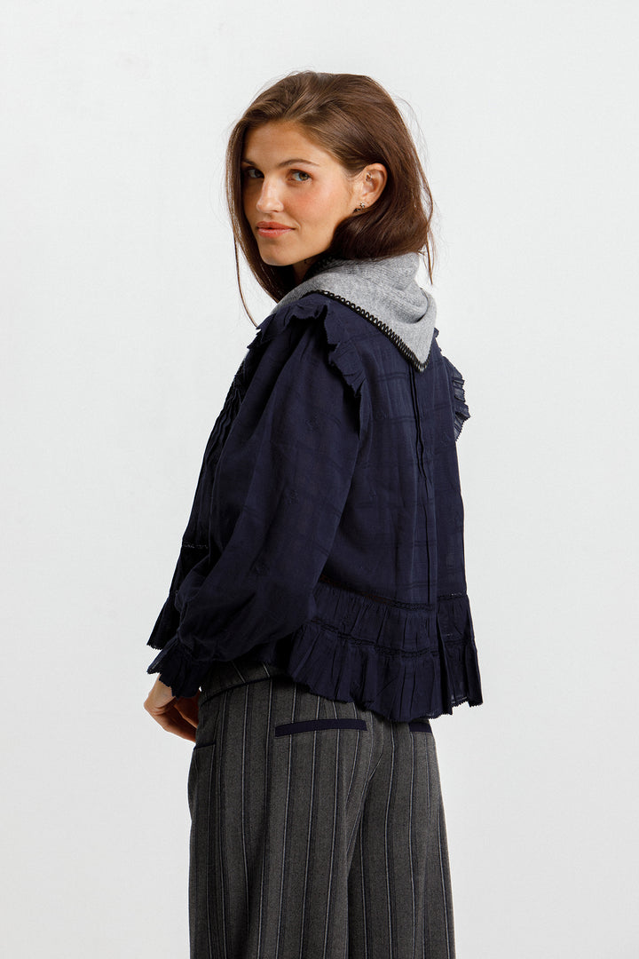 CONTRAST STITCH KNIT BANDANA