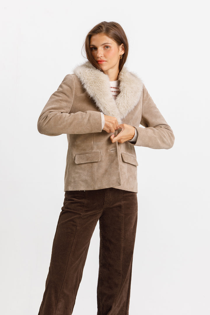 CHAQUETA ANTE CUELLO PELO