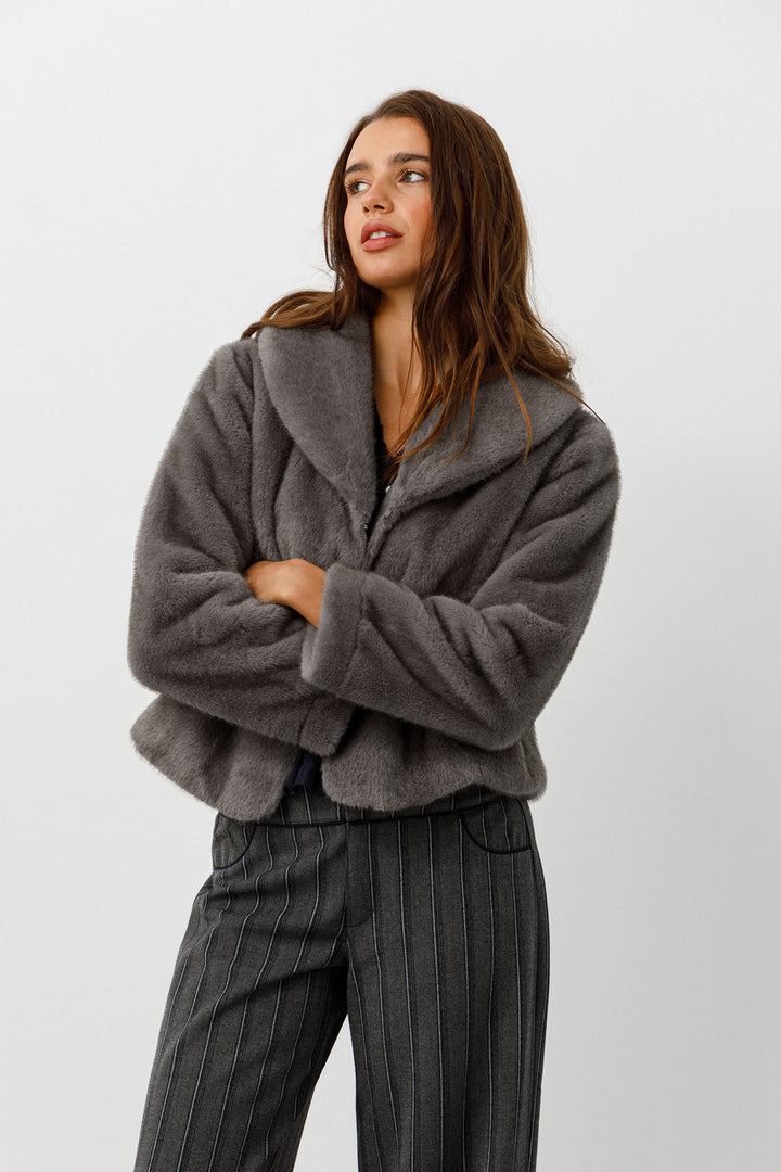 CHAQUETA PELO CUELLO