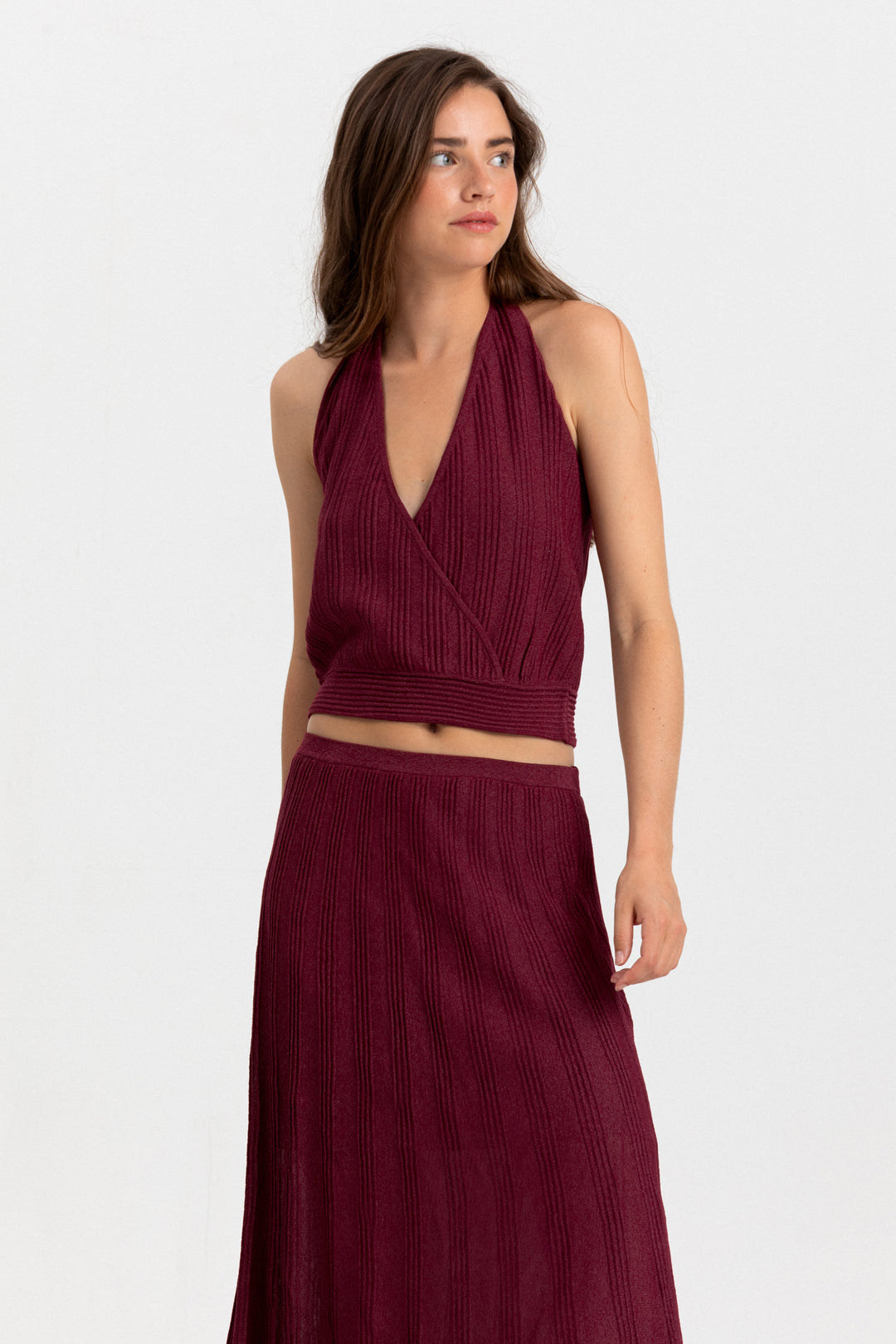 MIDI SKIRT WITH SEAMS
