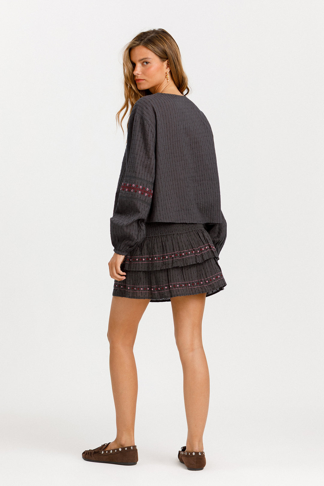 FALDA MINI BORDADOS