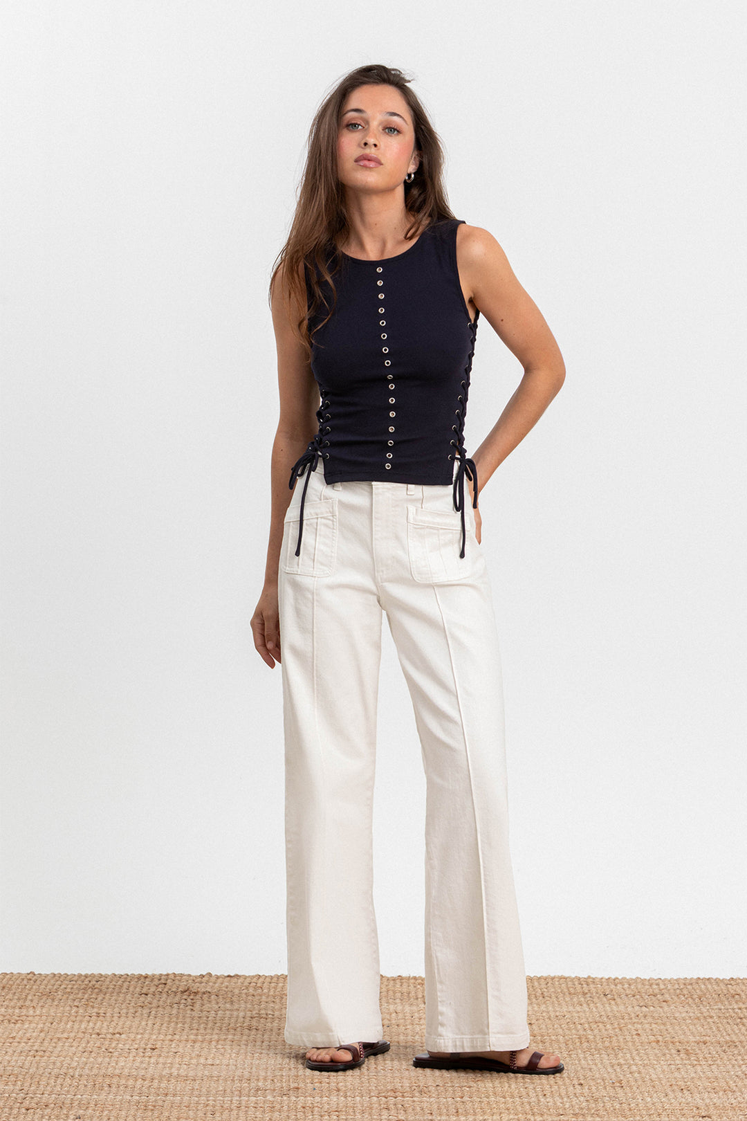JEANS POCKETS SEAMS