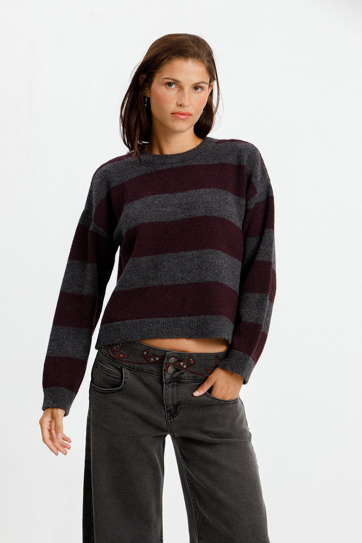 JERSEY CUELLO CAJA RAYAS