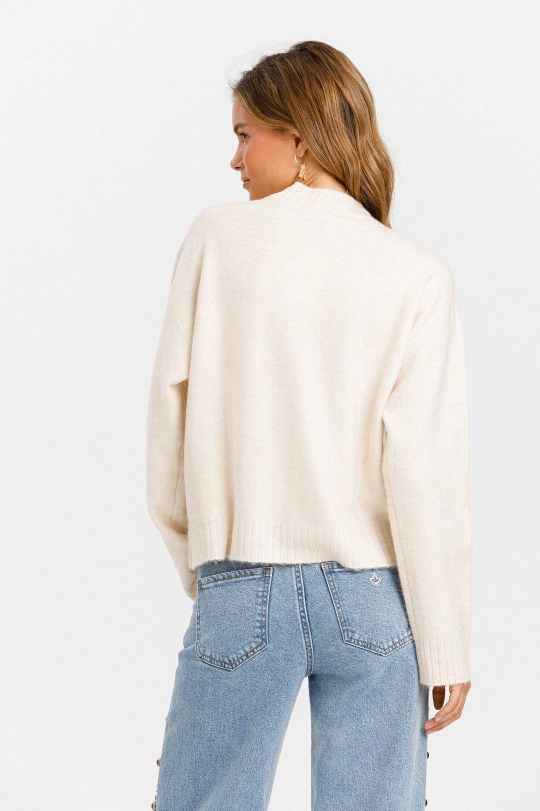 STUDDED CREW NECK SWEATER