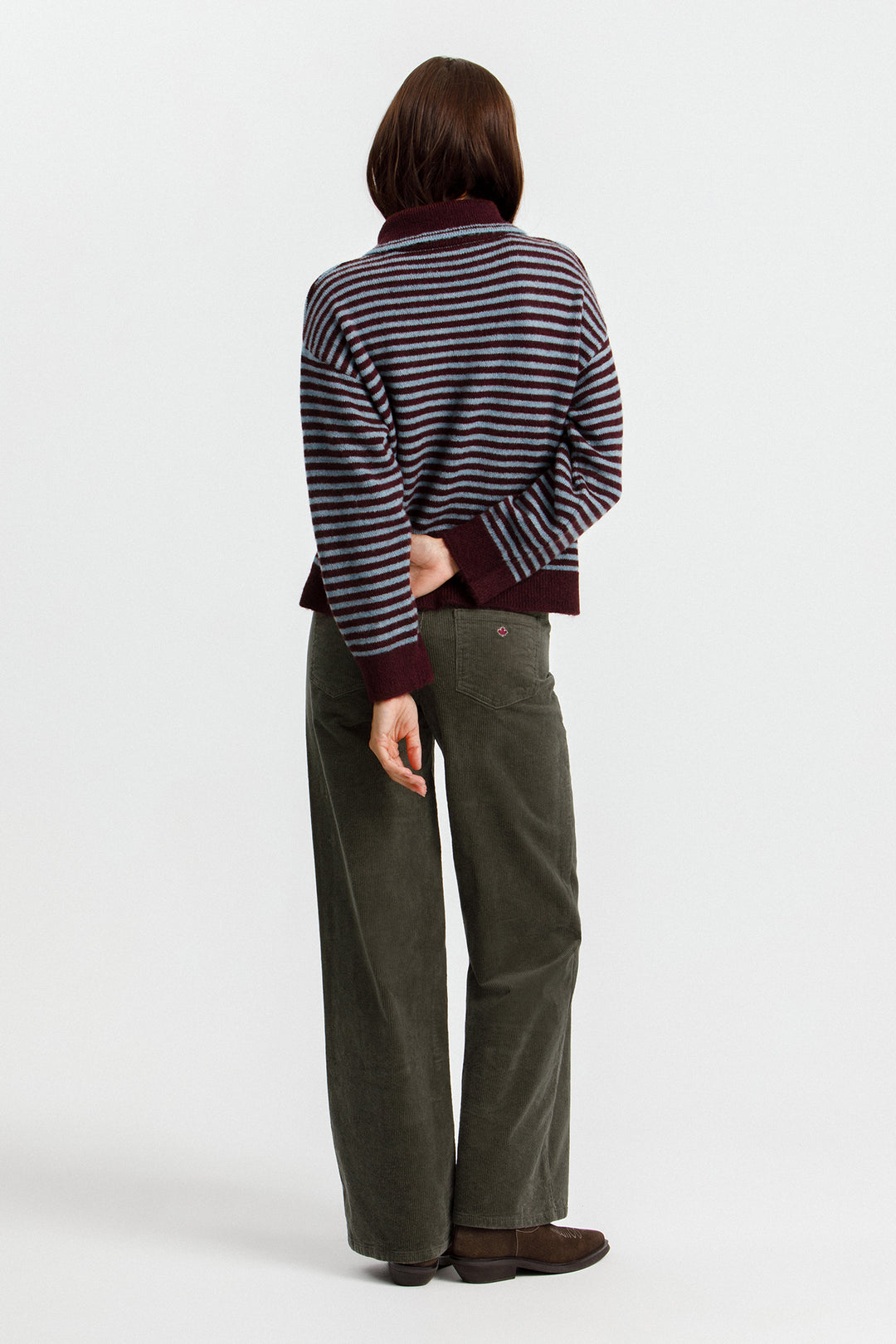 PANTALON PANA CANESU TACHAS