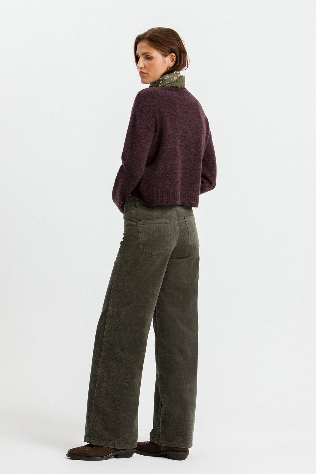 PANTALON PANA CANESU TACHAS