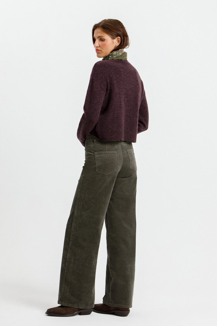 PANTALON PANA CANESU TACHAS