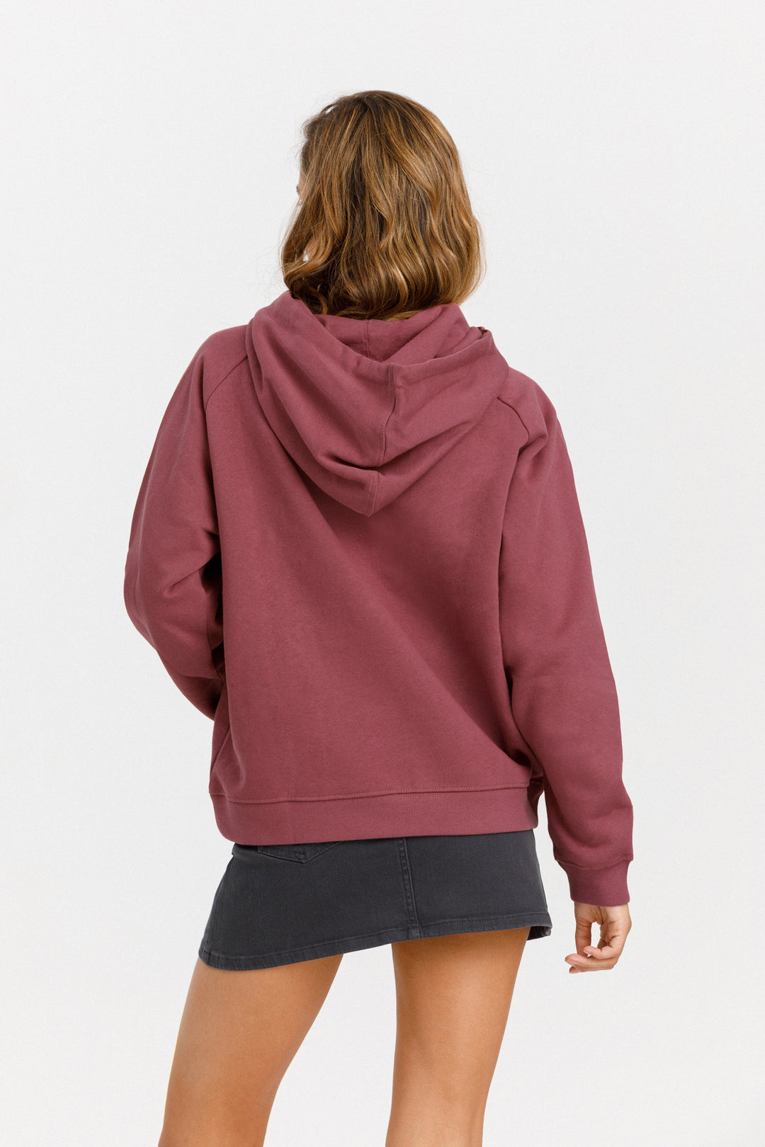 BASIC HOODIE
