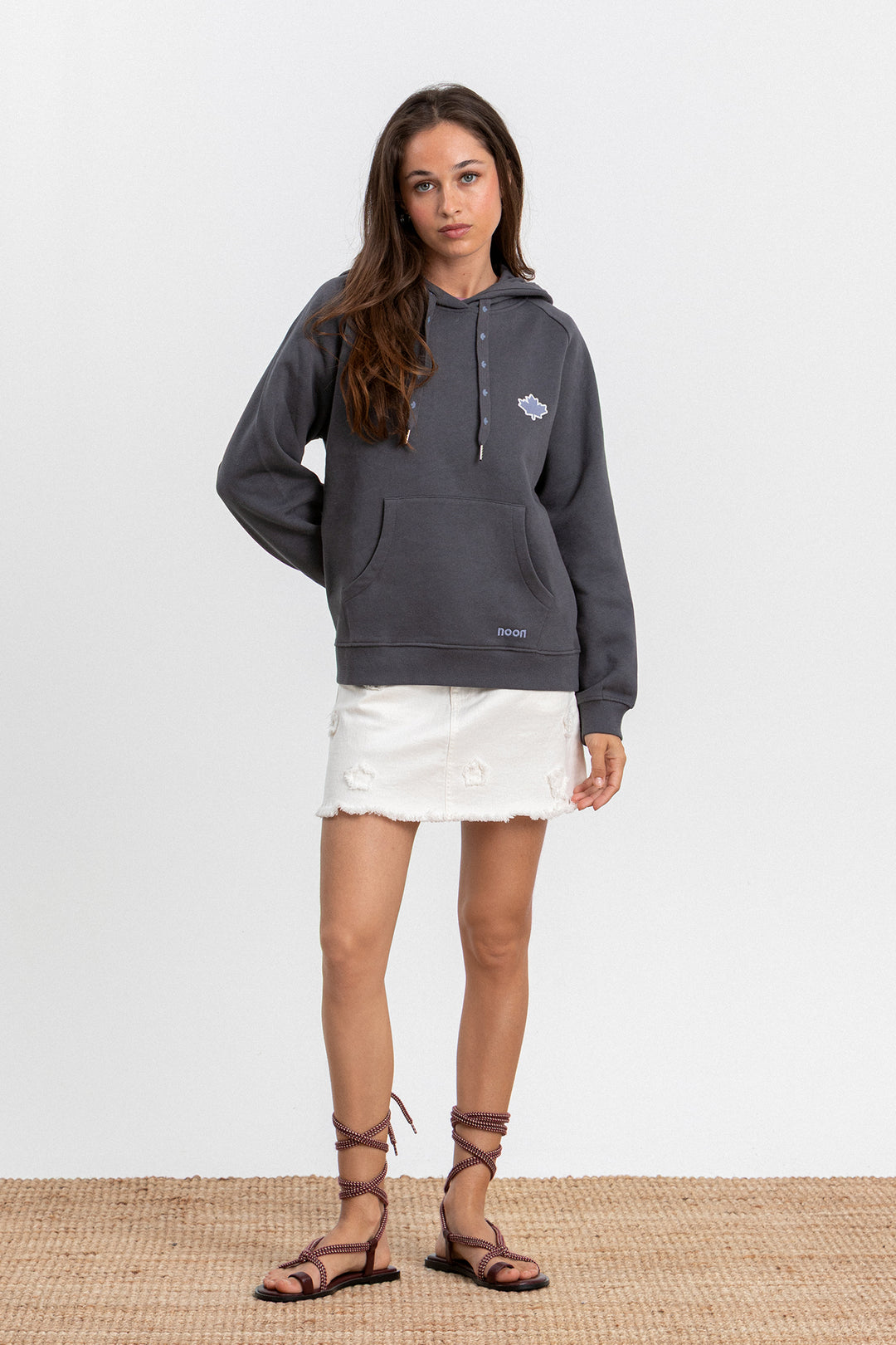 BASIC HOODIE