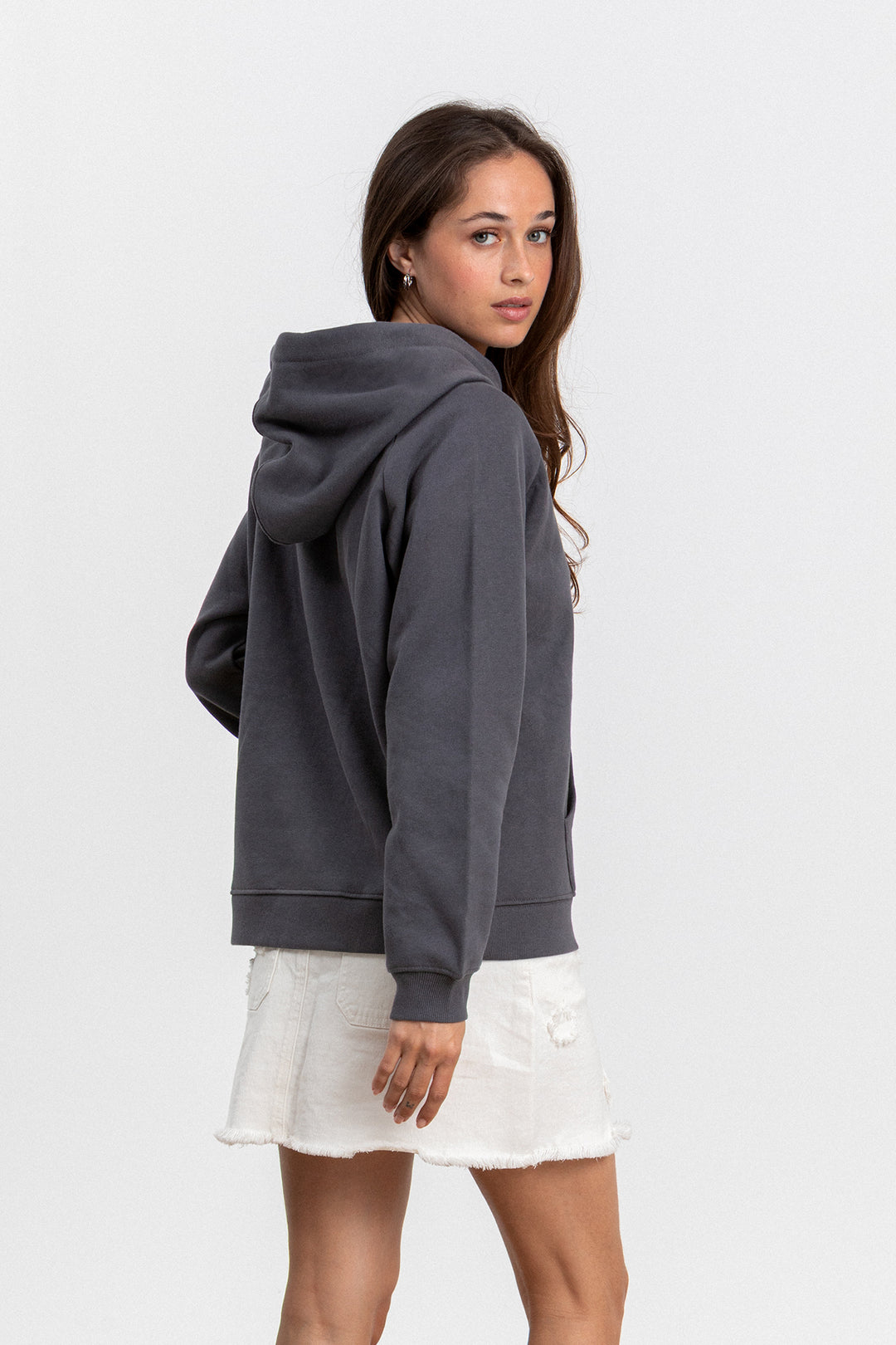 BASIC HOODIE