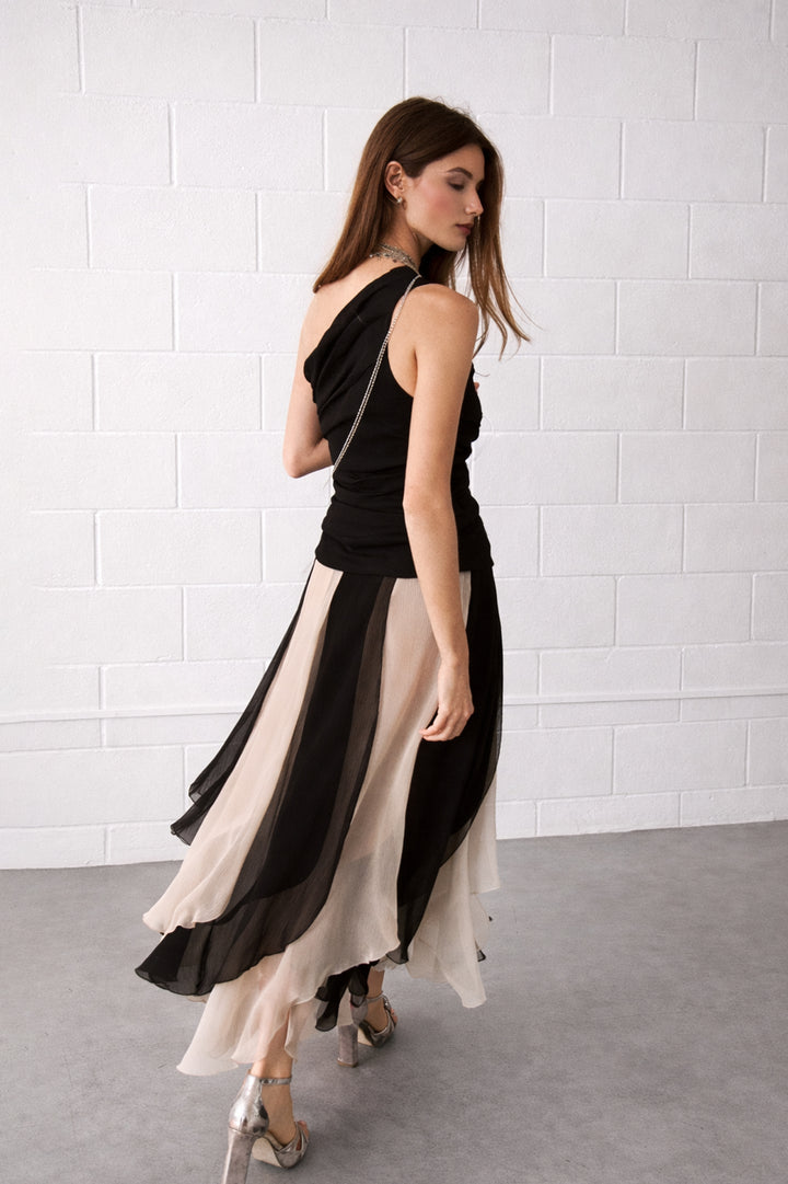 ASYMMETRICAL TOP CARLA