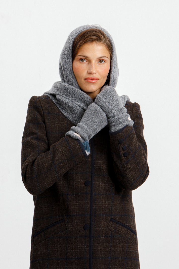 KNIT MITTENS