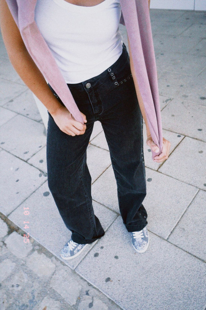 JEANS RECTOS EYELETS