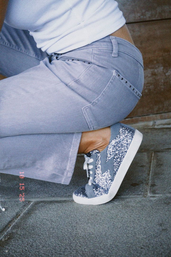 Cropped flared jeans with studs