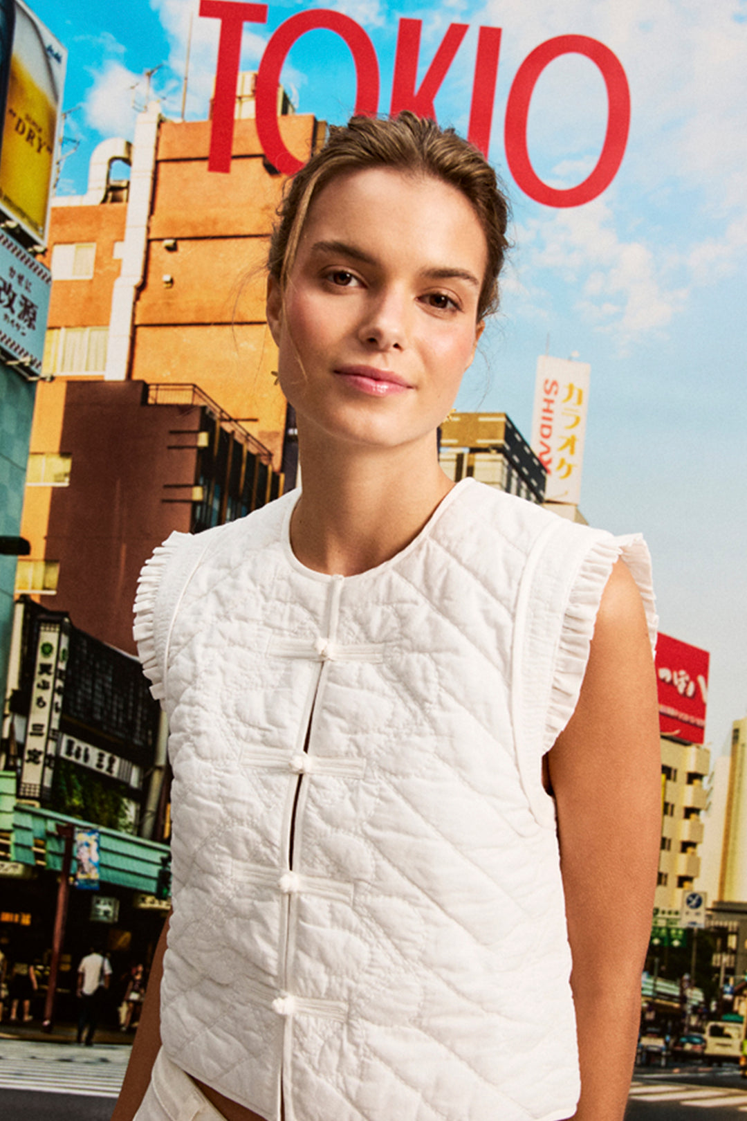 CHALECO ENGUATADO CIERRES DELANTERO