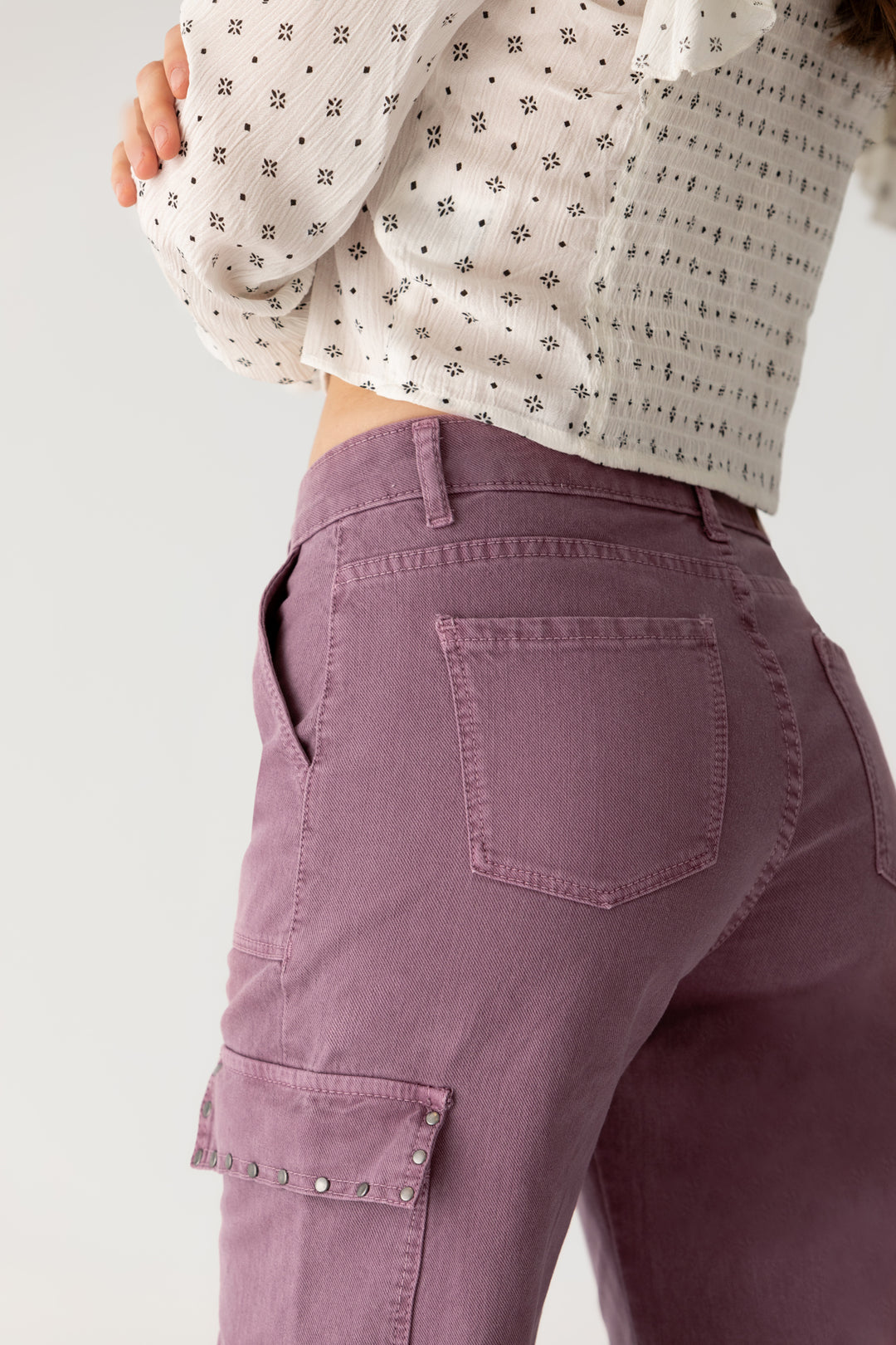 JEANS CULOTTE CARGO ESTUDADO