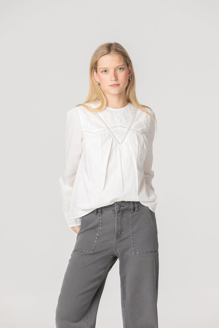 BLUSA BORDADOS CANESU ENTREDOS