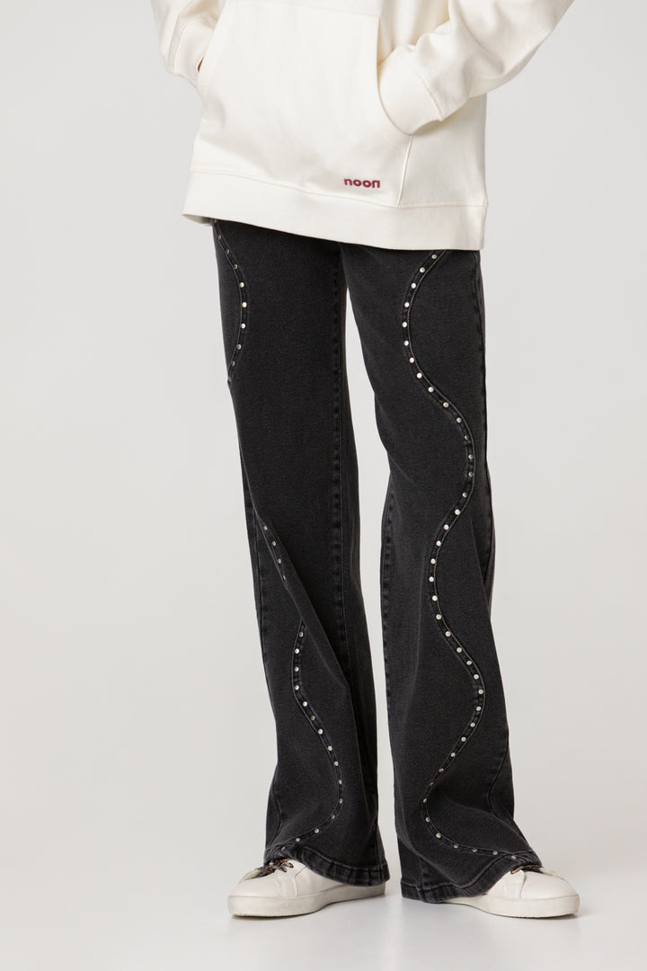 WAVE JEANS WITH STUDS