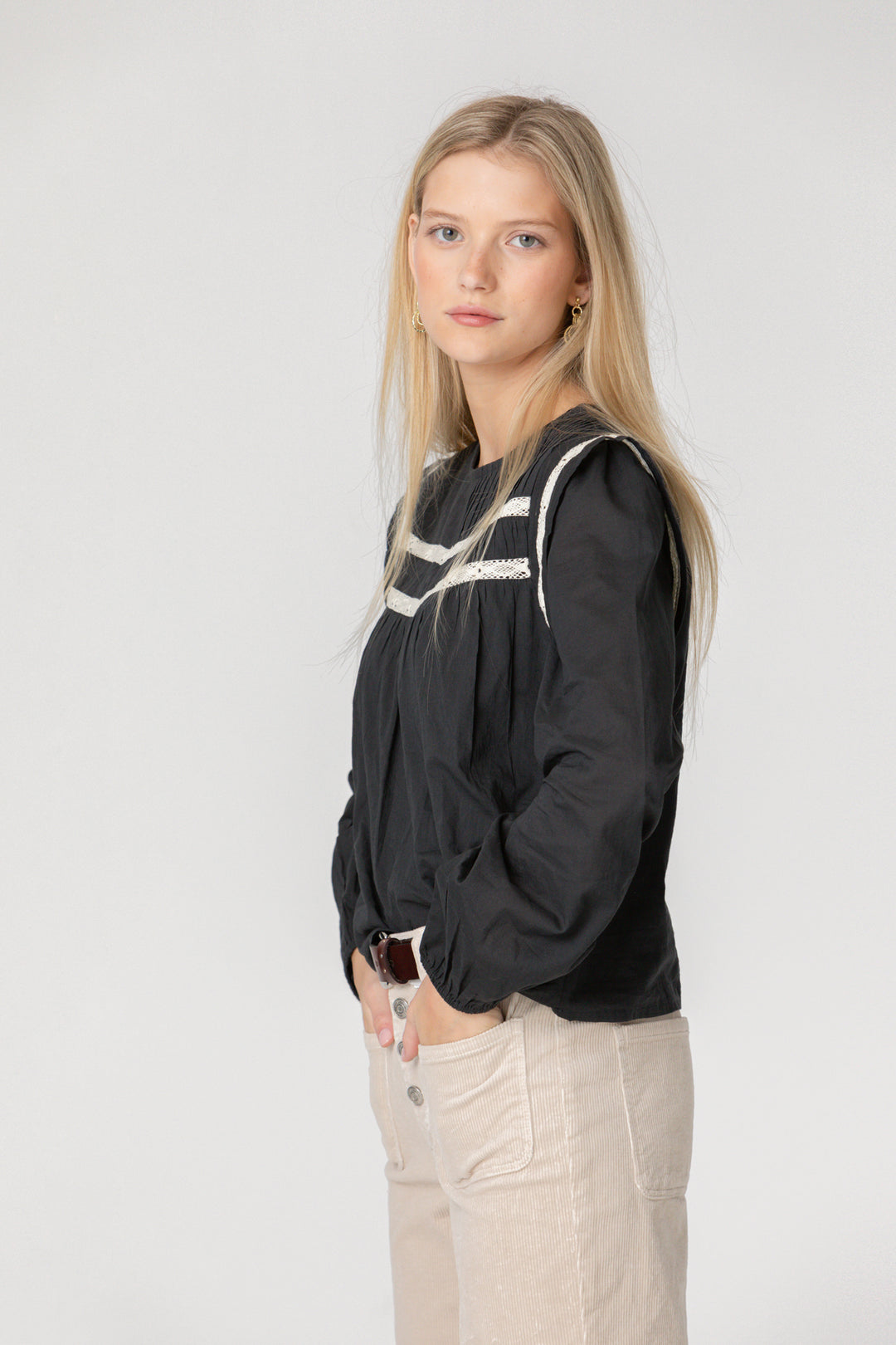 BLOUSE WITH CONTRAST DRAPELETS