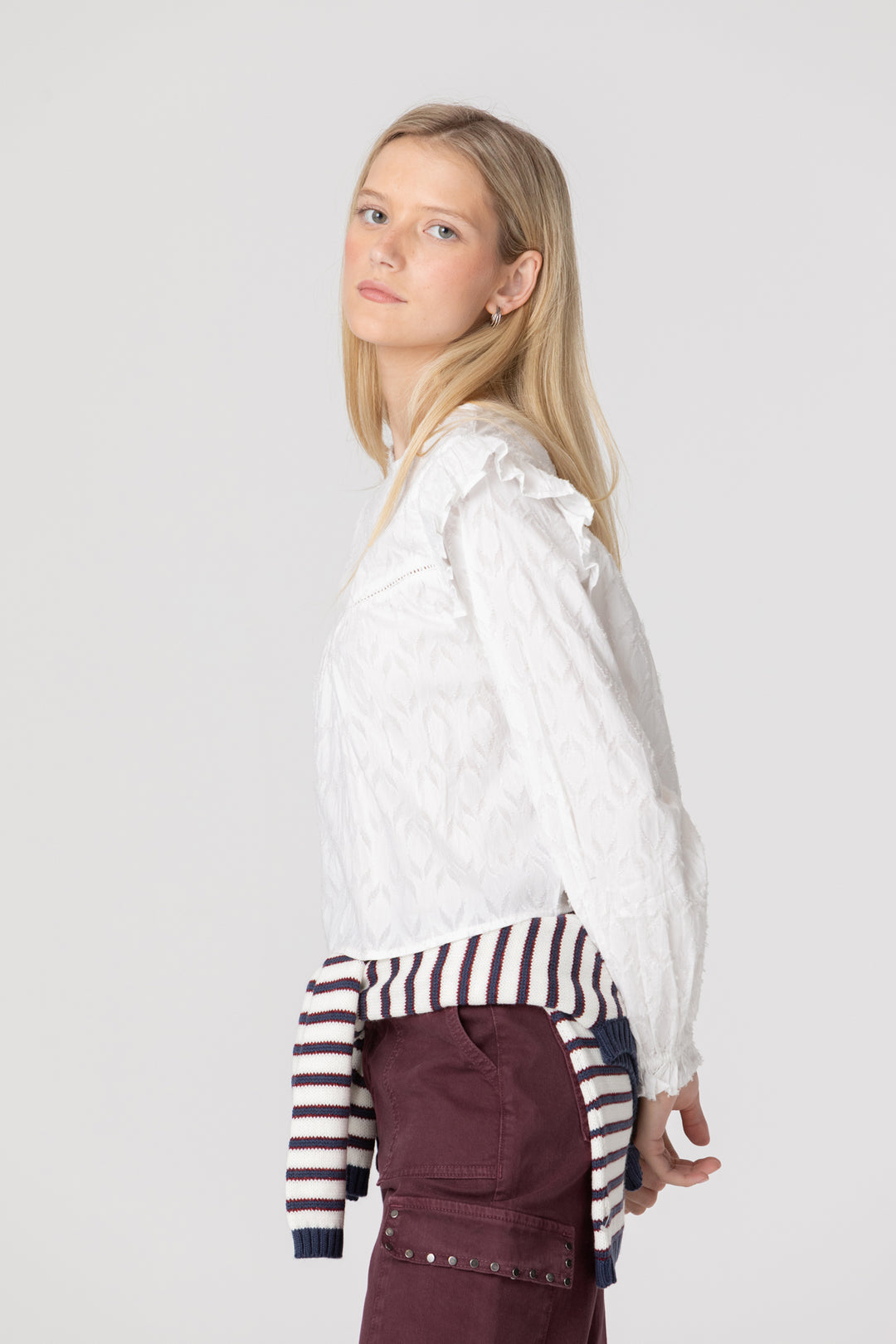 BLUSA TEXTURA VOLANTES