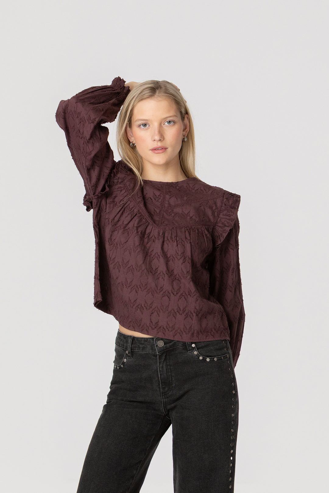 BLUSA TEXTURA VOLANTES