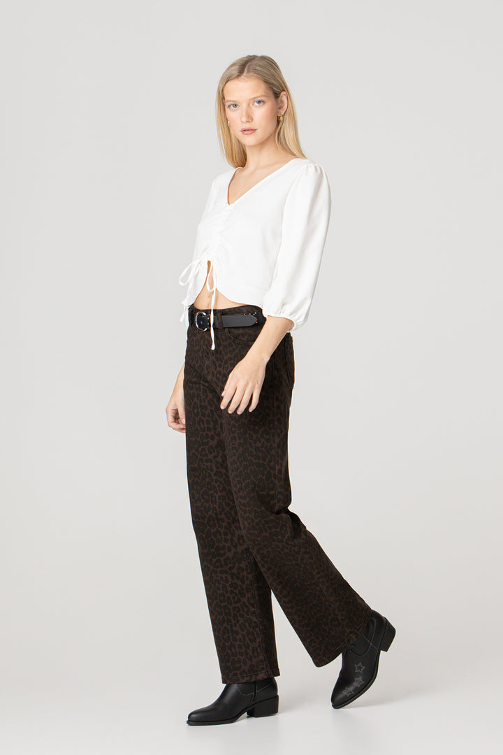 CAMISA ESCOTE PICO