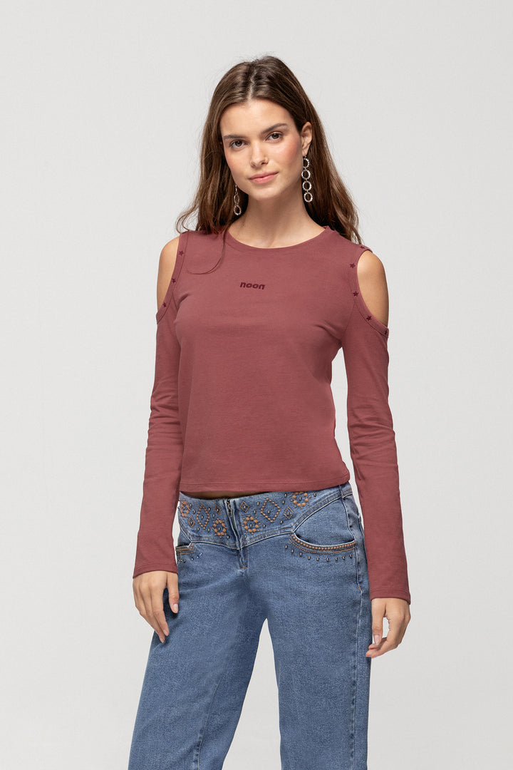 STUDDED T-SHIRT WITH SLIT