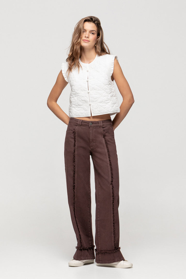 JEANS COSTURA DESFLECADA BAJO VUELTO