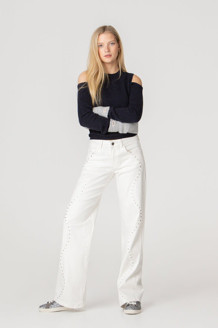 WAVE JEANS WITH STUDS