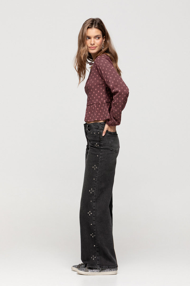STUDDED JEANS WITHOUT WAISTBAND
