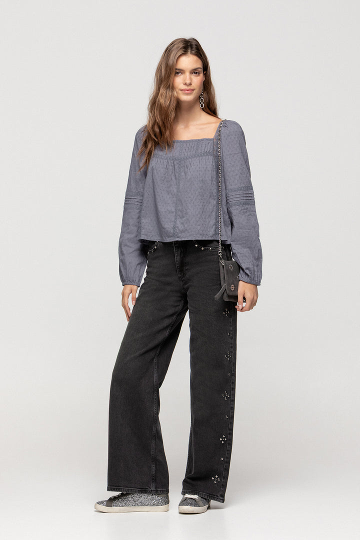 STUDDED JEANS WITHOUT WAISTBAND