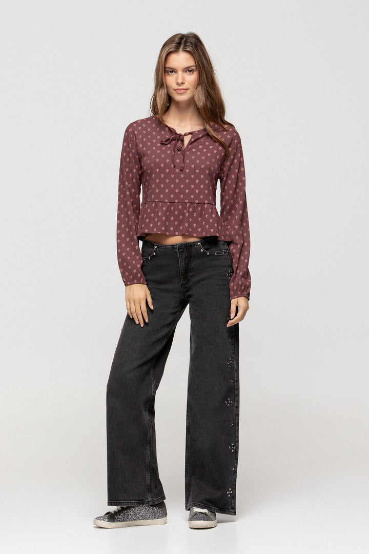 STUDDED JEANS WITHOUT WAISTBAND