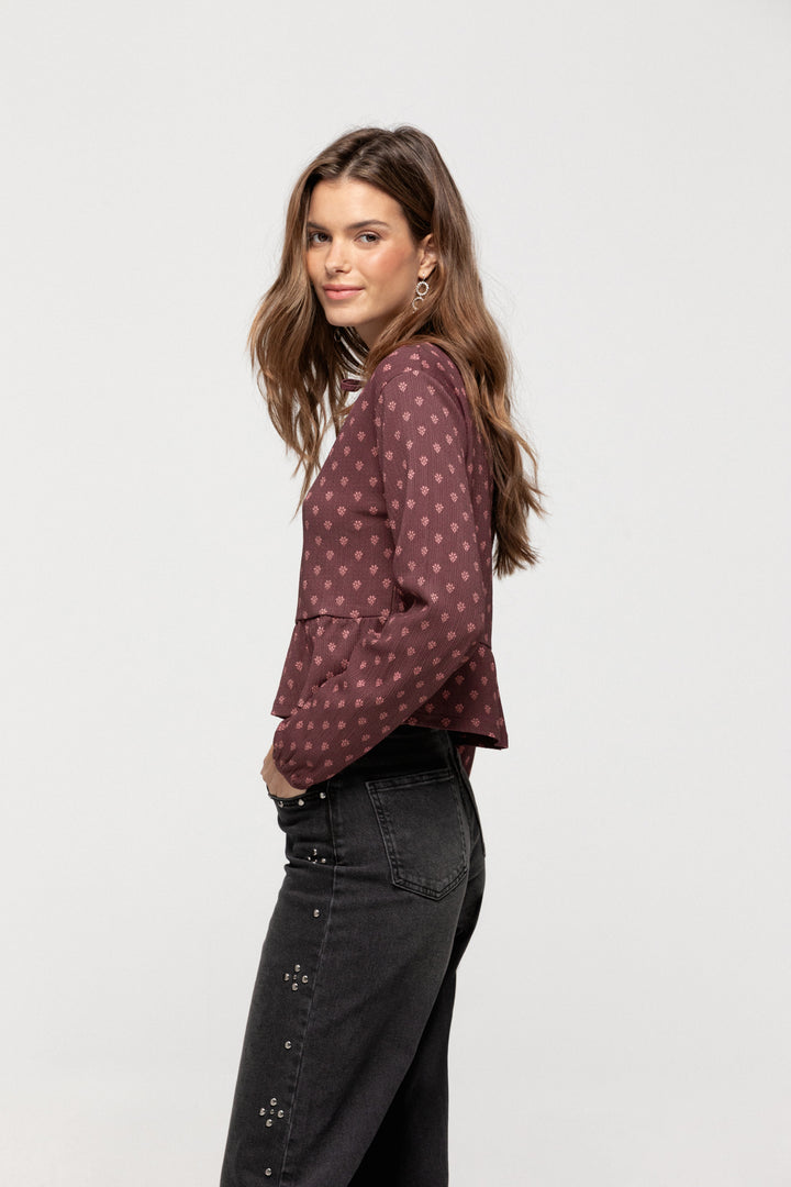 STUDDED JEANS WITHOUT WAISTBAND