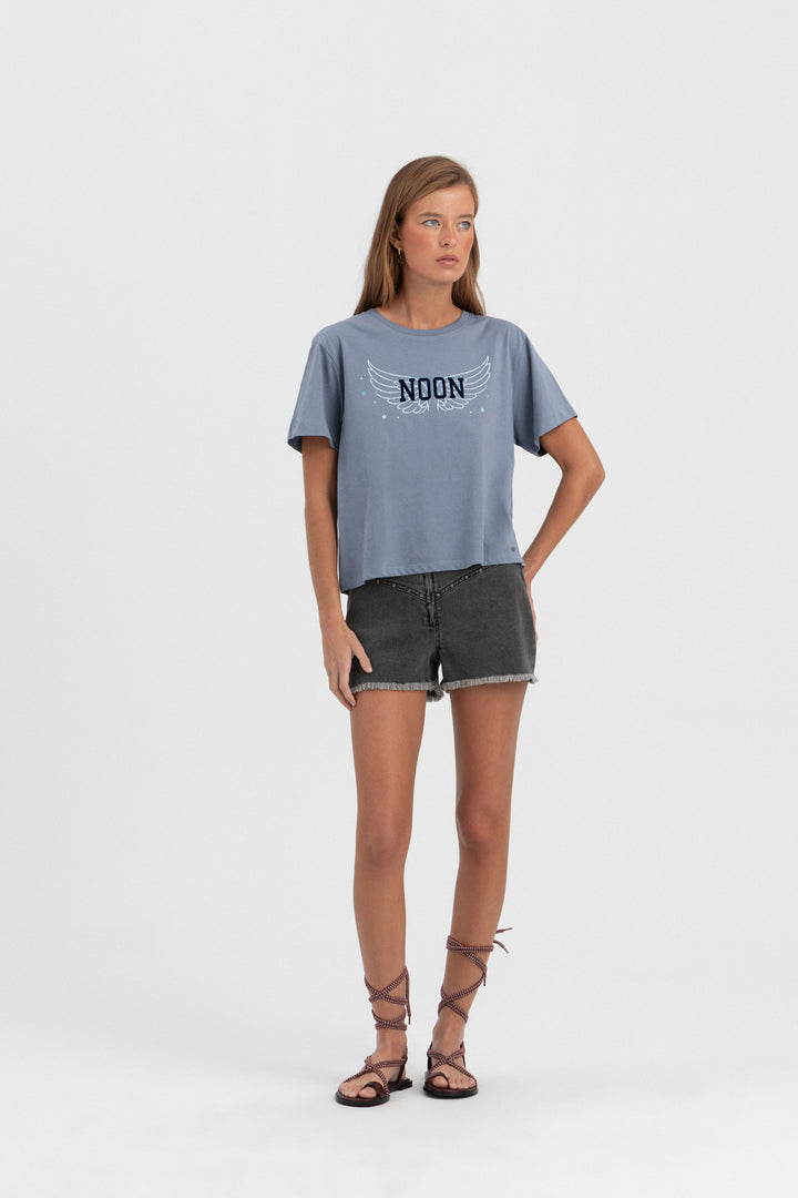 SHORTS TACHAS CANESU