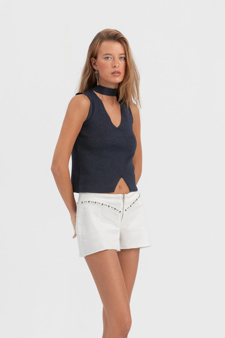 SHORTS TACHAS CANESU