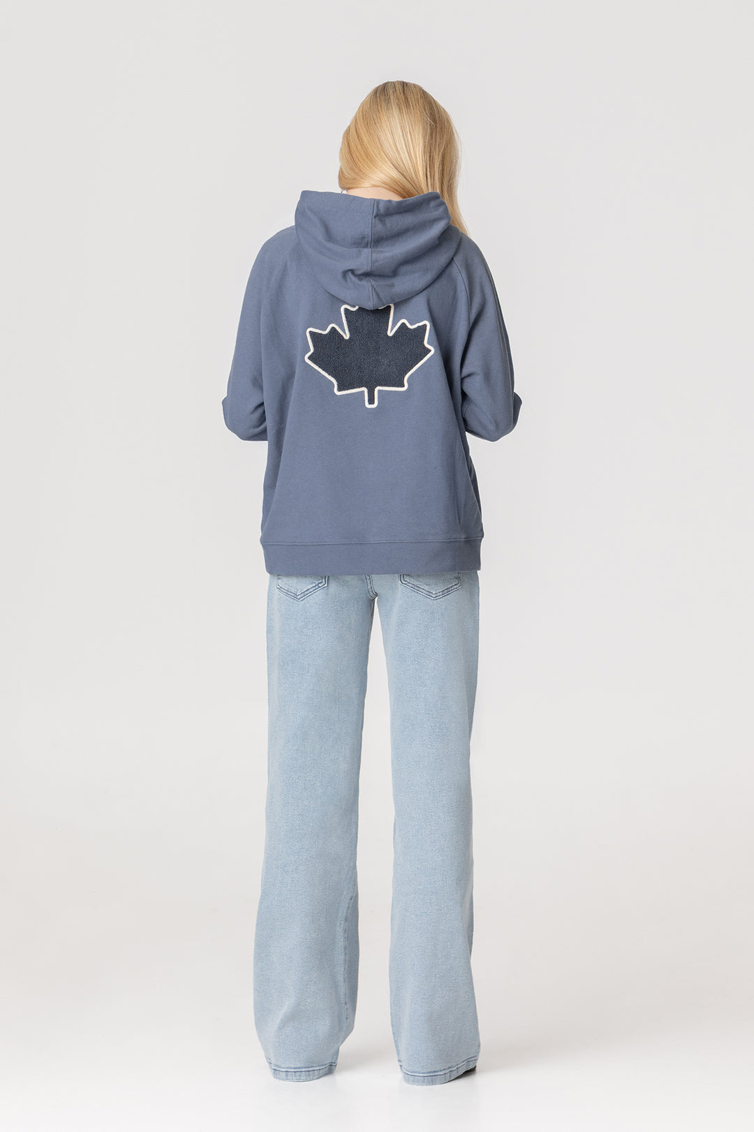 SUDADERA CAPUCHA HOJA