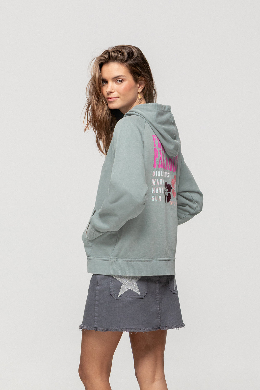 SUDADERA LAVADA FLORES