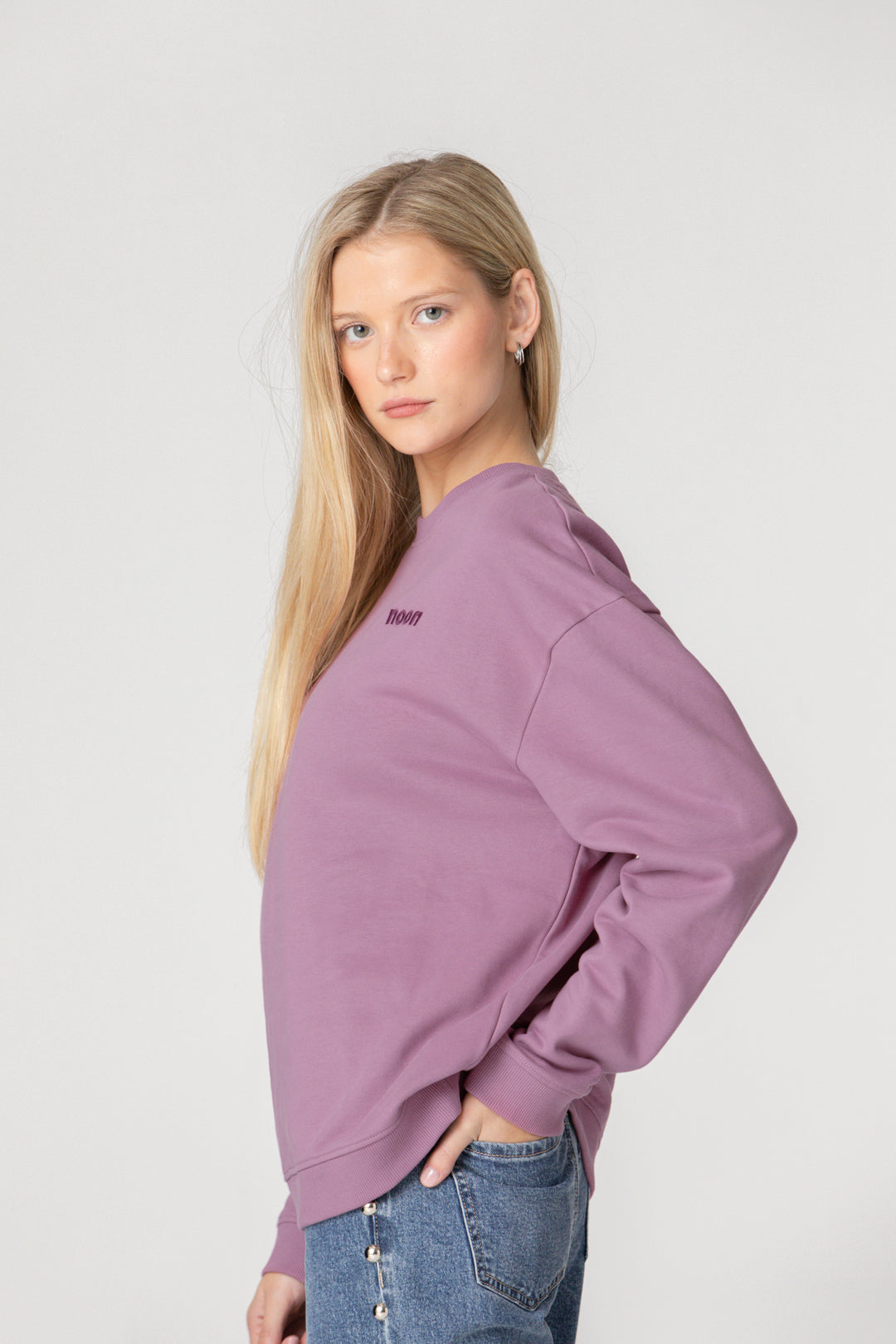 SUDADERA SIN CAPUCHA PRINT TRASERO