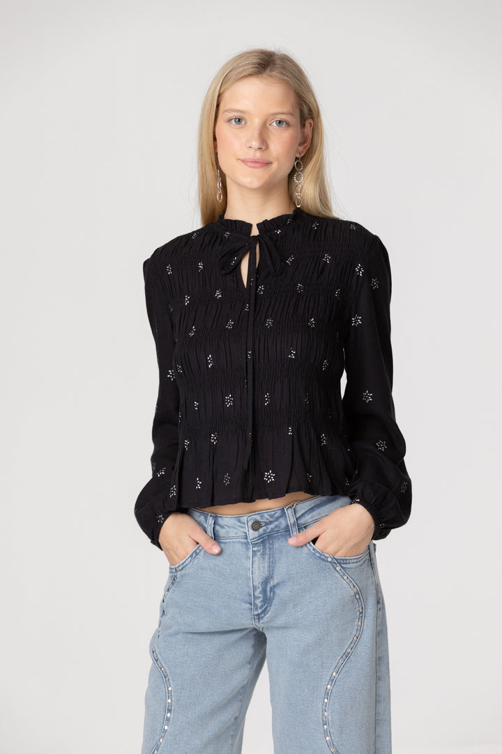 TOP AJUSTADO FRUNCES