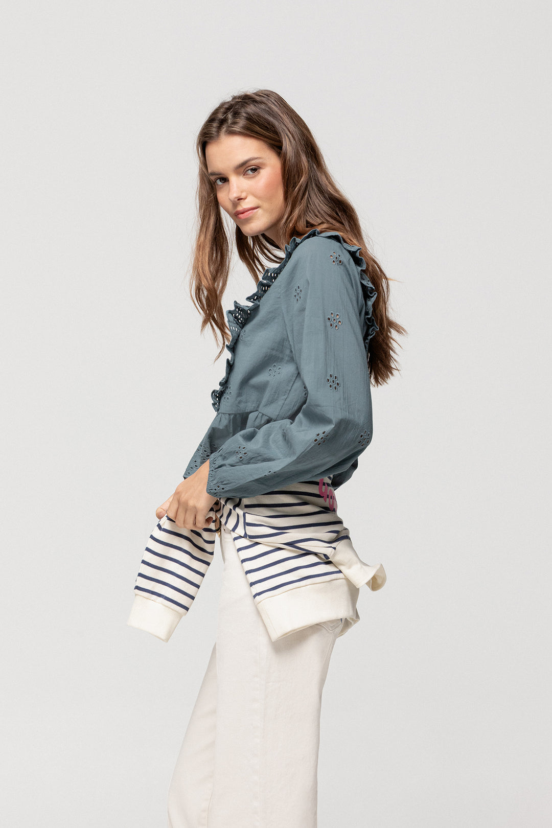 TOP OPENWORK RUFFLES