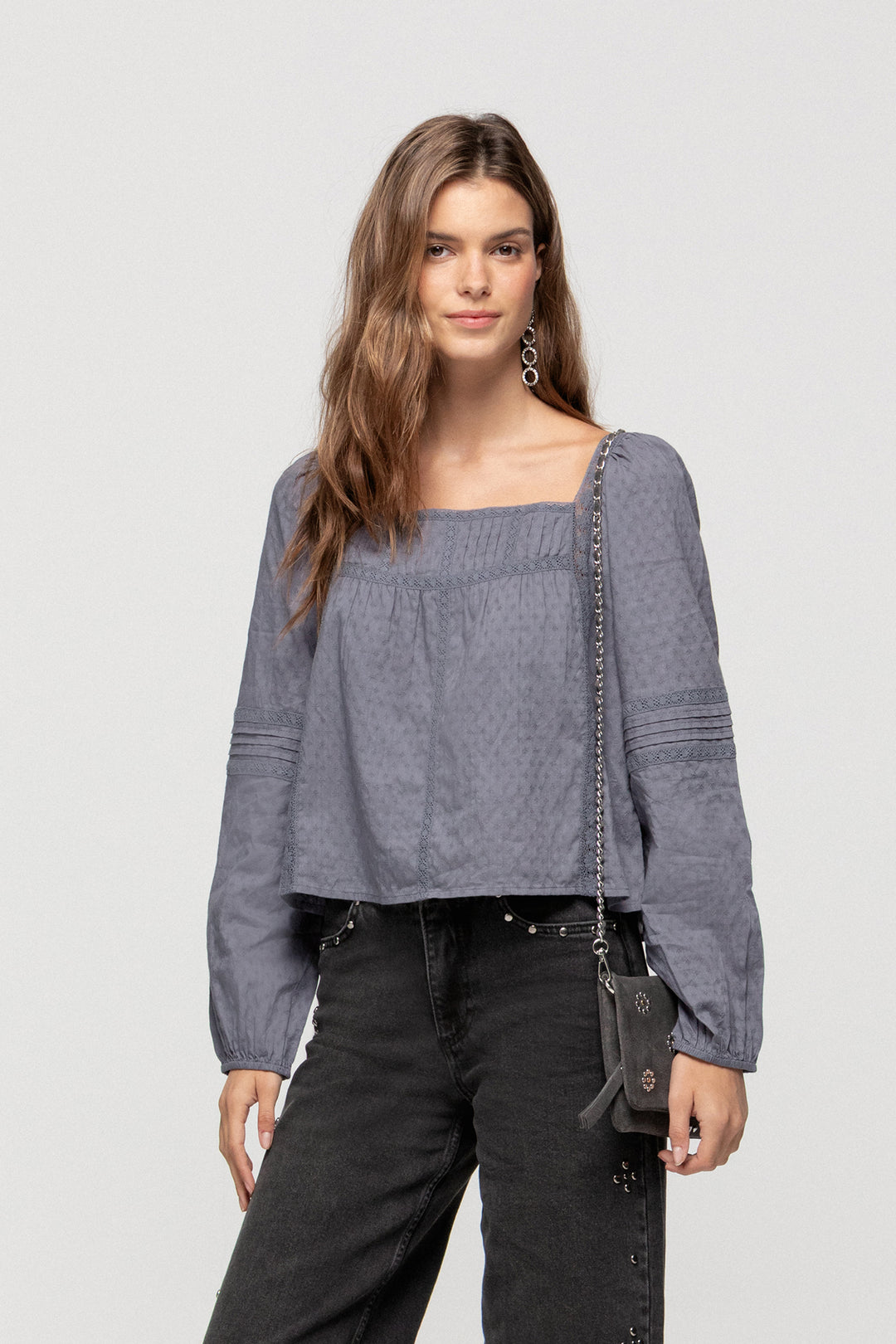 DETALHES PRINCIPAIS ENTRETES