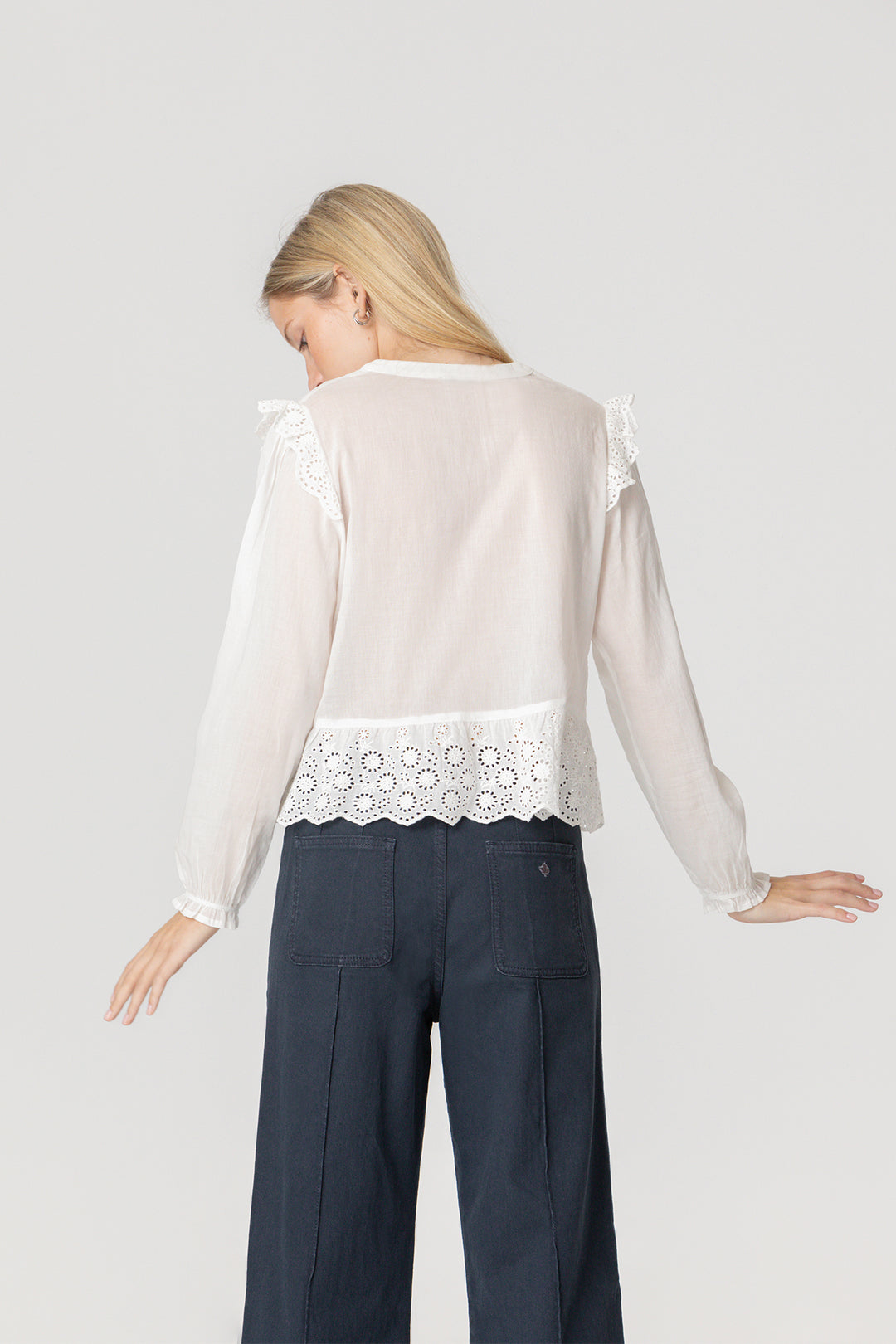 TOP JARETAS VOLANTES HOMBROS