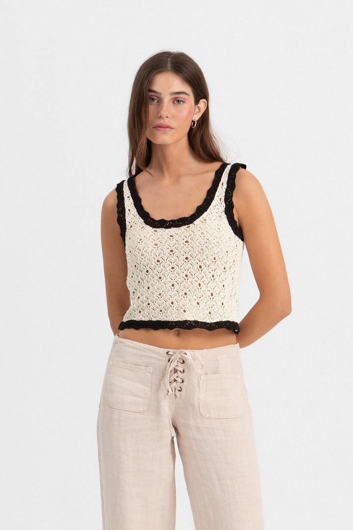 TOP TIRANTES CALADO CONTRASTE