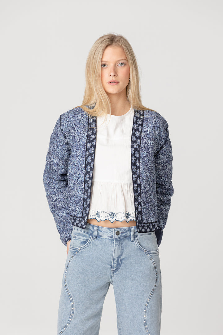 TOP VOLANTES BORDADO