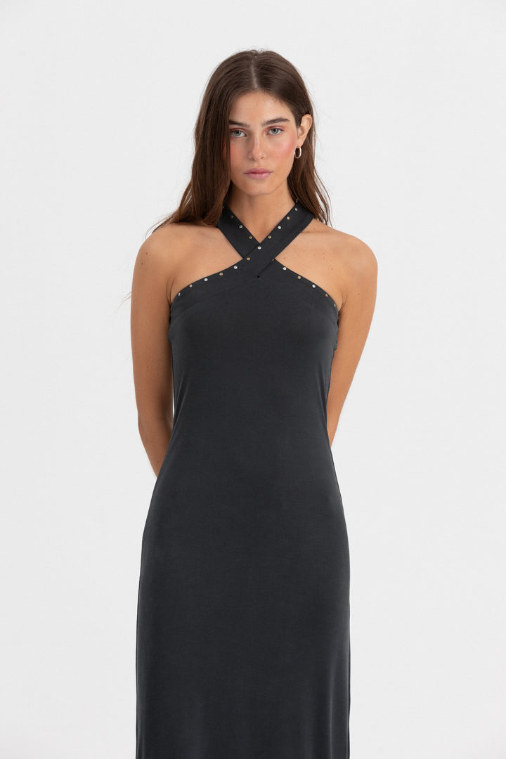 VESTIDO HALTER MODAL TACHAS