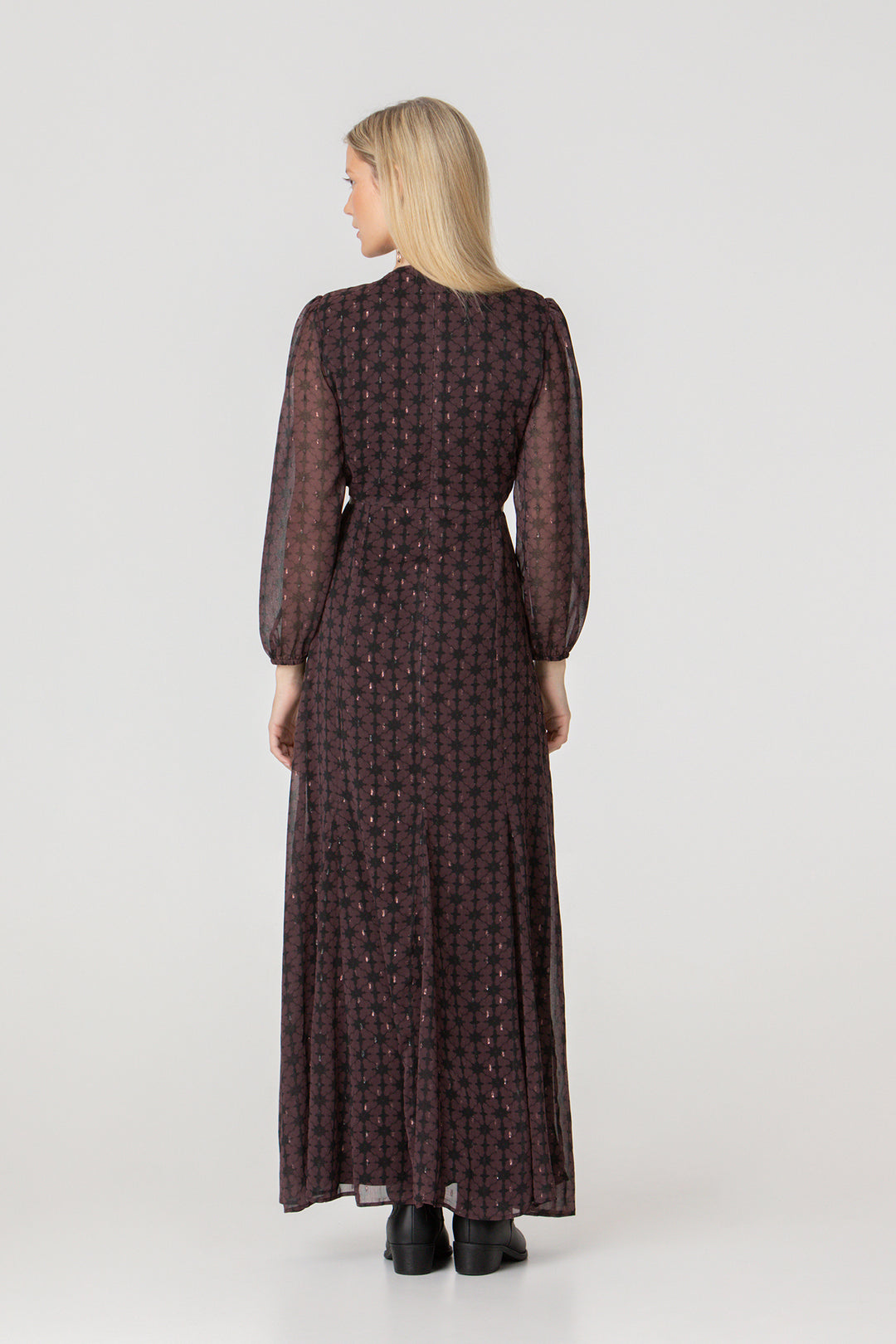 MIDI DRESS WITH V-NECK AND CUT-OUT