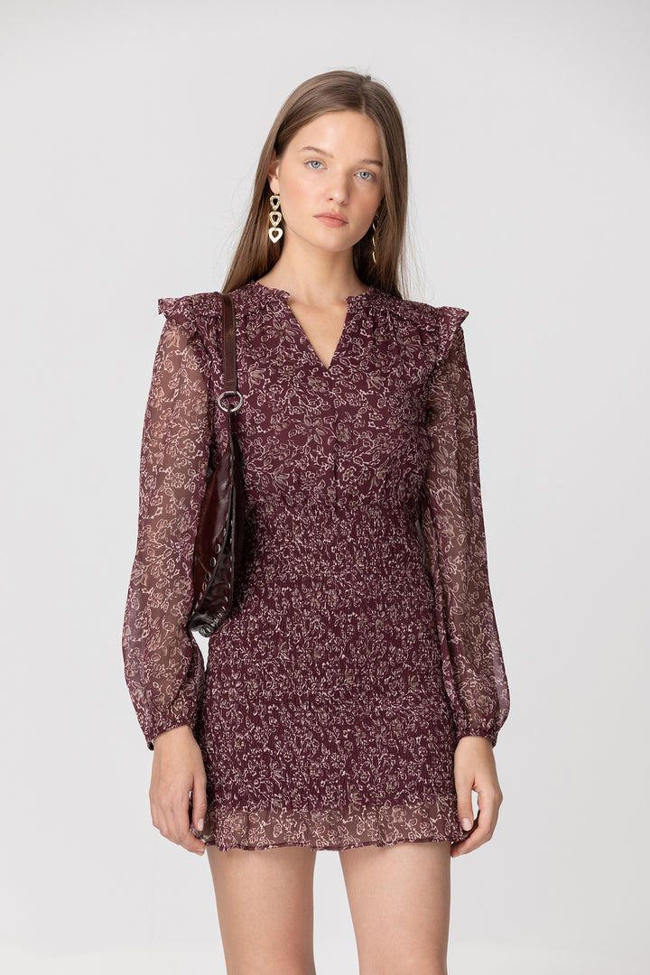 VESTIDO MINI COM FOLHO