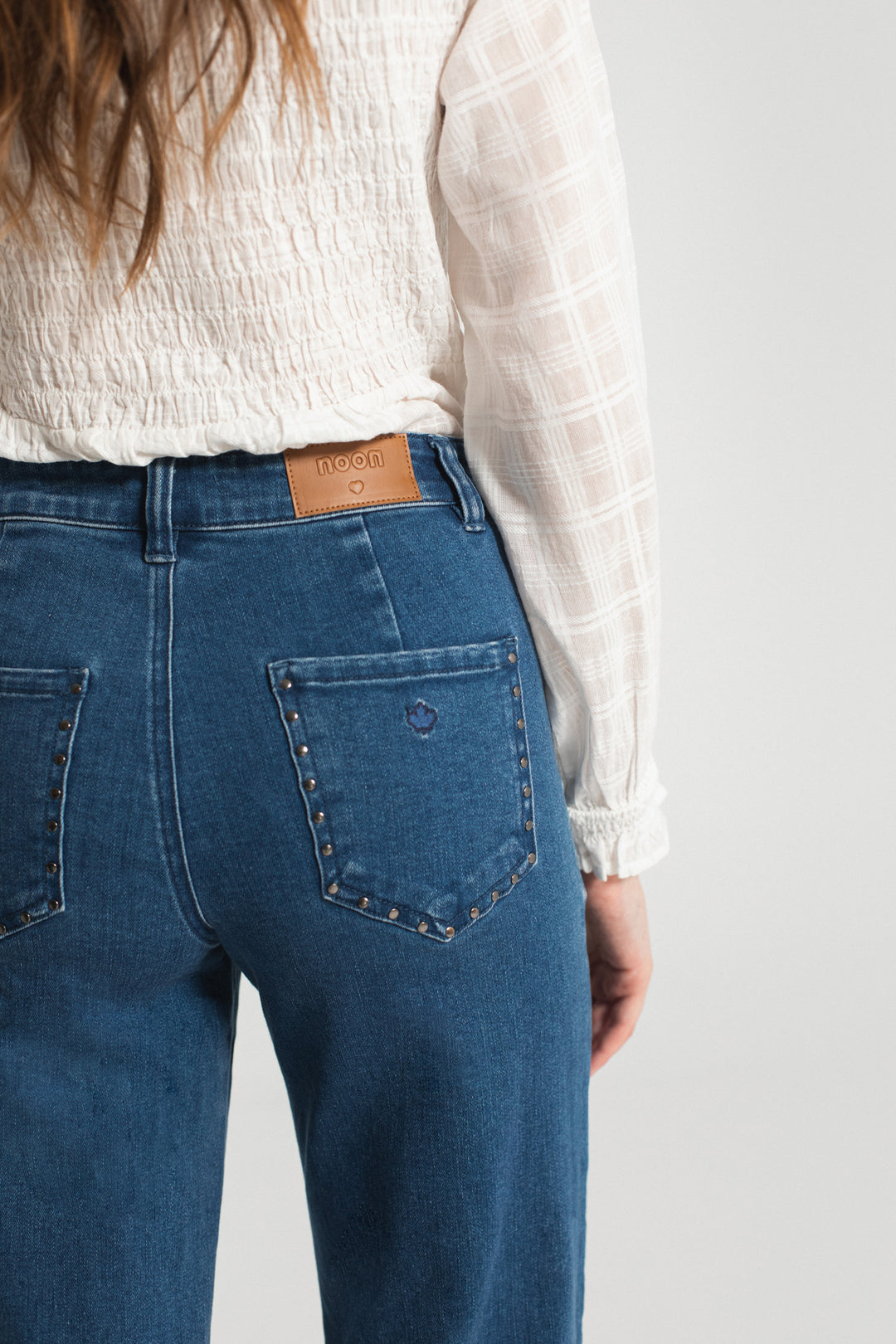 THEO STUDDED JEANS