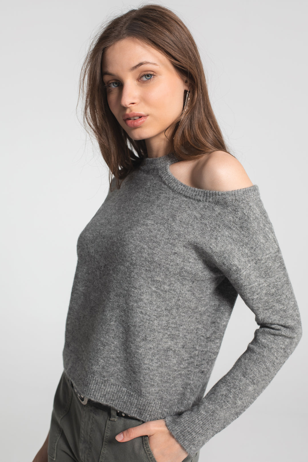 LYRA SWEATER